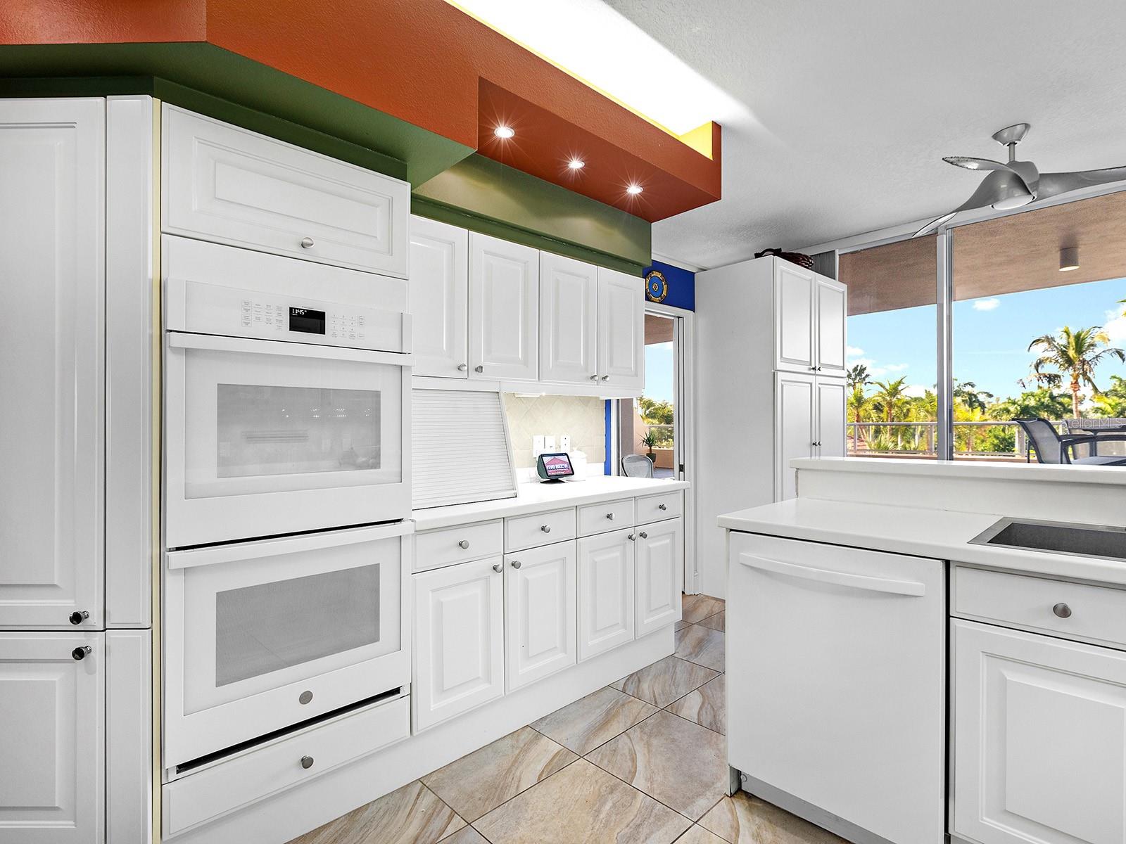 Image 15 of 44 For 3040 Grand Bay Boulevard 213