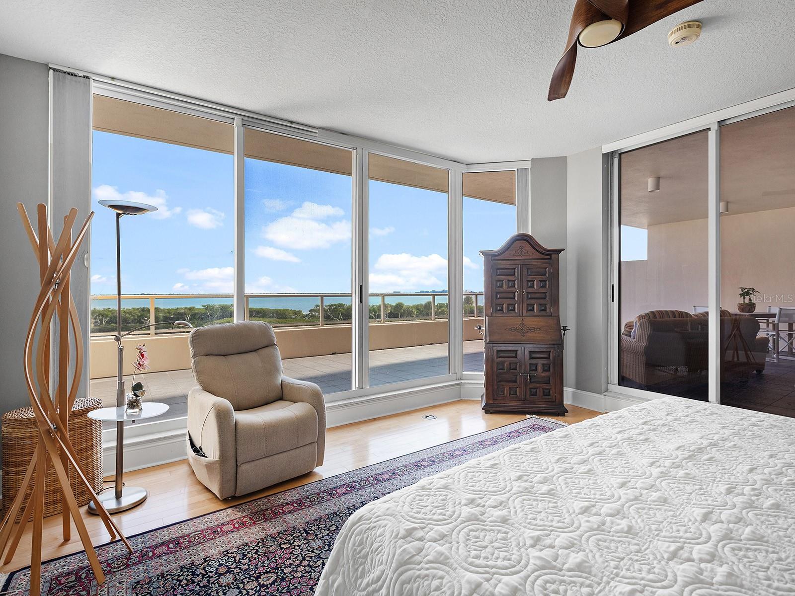 Image 17 of 44 For 3040 Grand Bay Boulevard 213