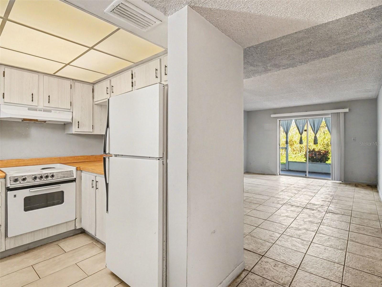 Image 5 of 28 For 4516 3rd Street Circle W 333