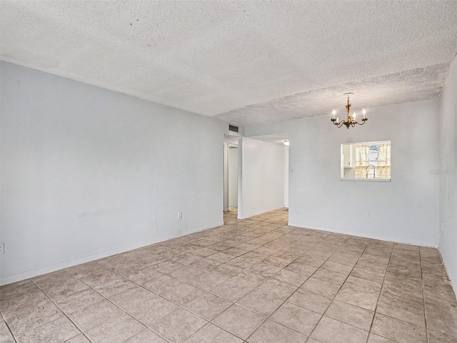 Image 7 of 28 For 4516 3rd Street Circle W 333