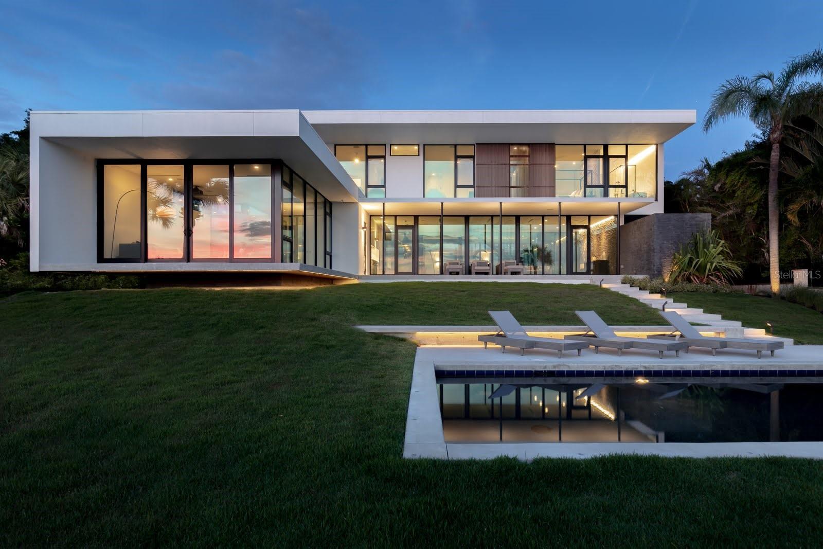 Image 13 of 74 For 1500 Bayview Drive