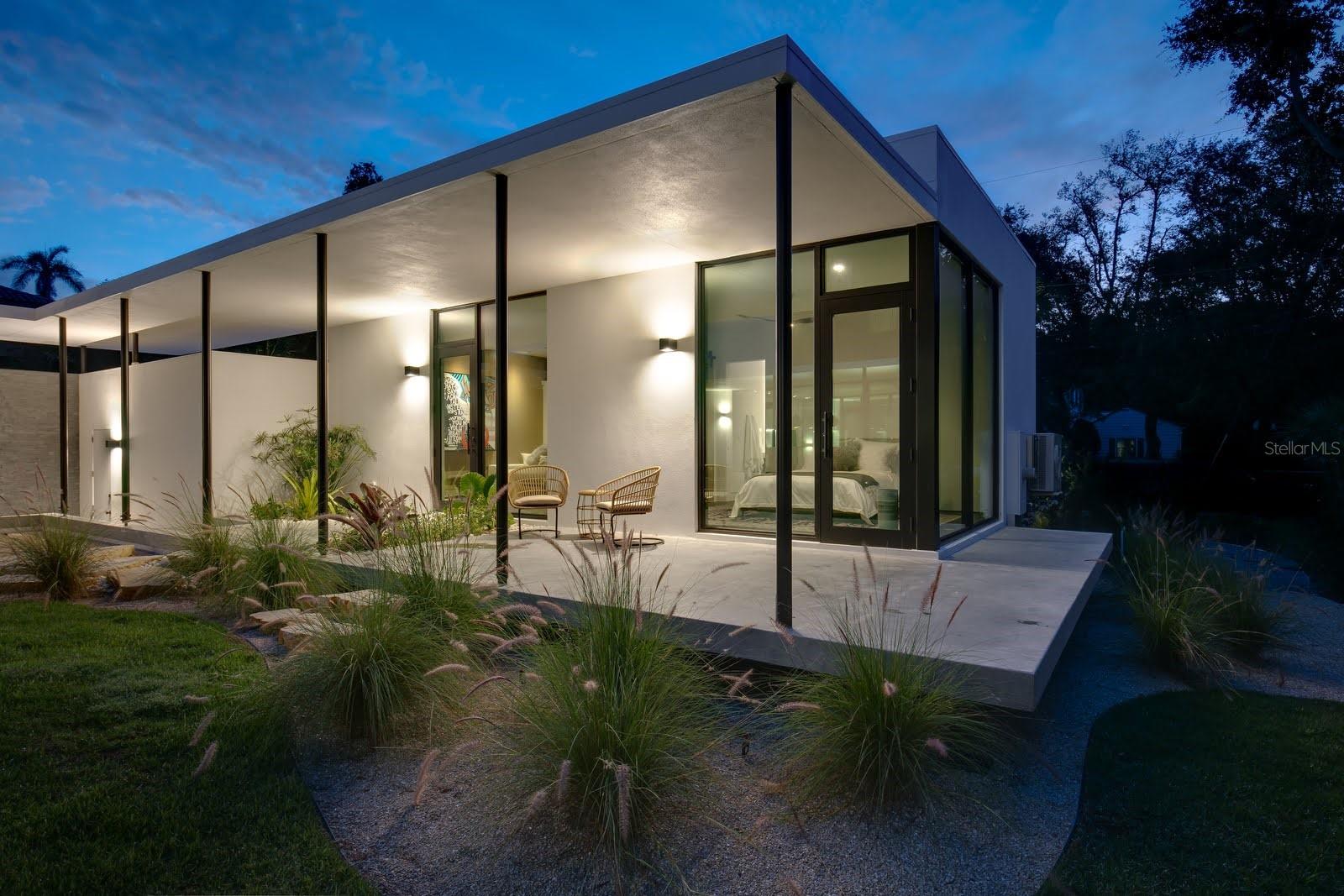 Image 22 of 74 For 1500 Bayview Drive