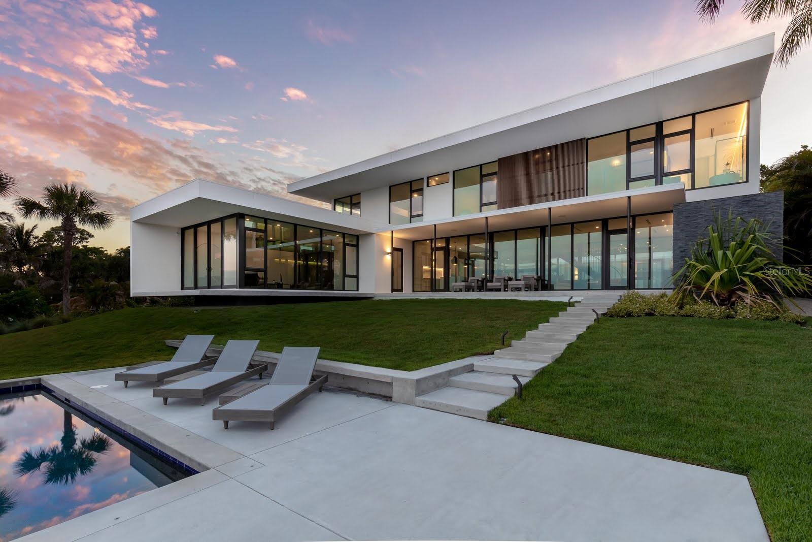 Image 25 of 74 For 1500 Bayview Drive