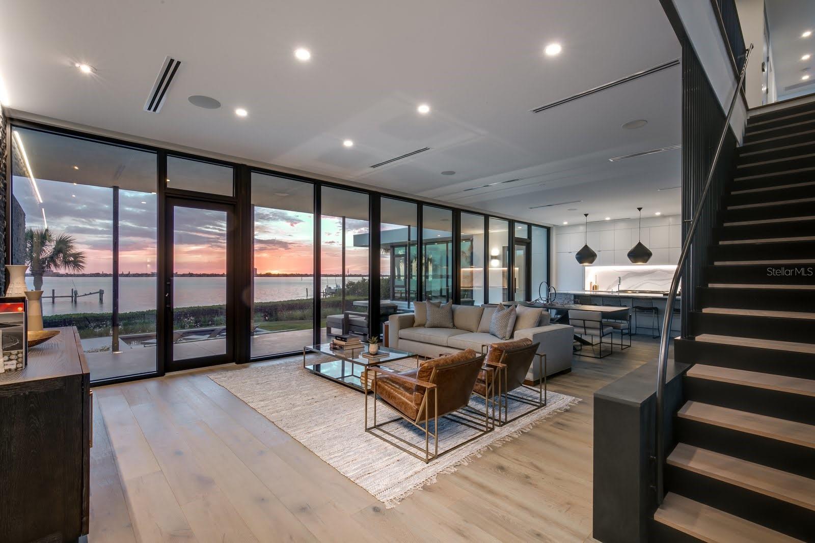 Image 29 of 74 For 1500 Bayview Drive