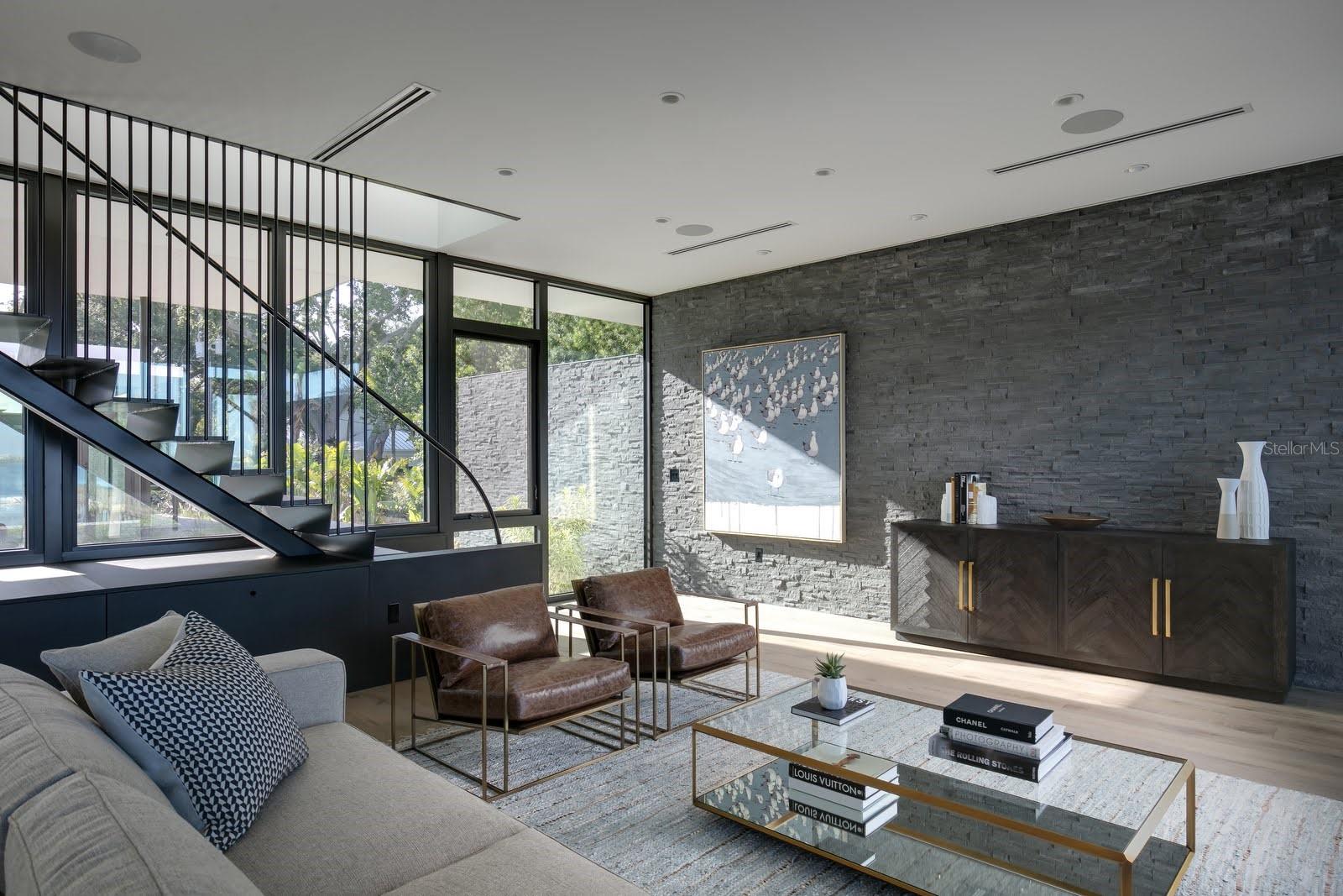 Image 31 of 74 For 1500 Bayview Drive