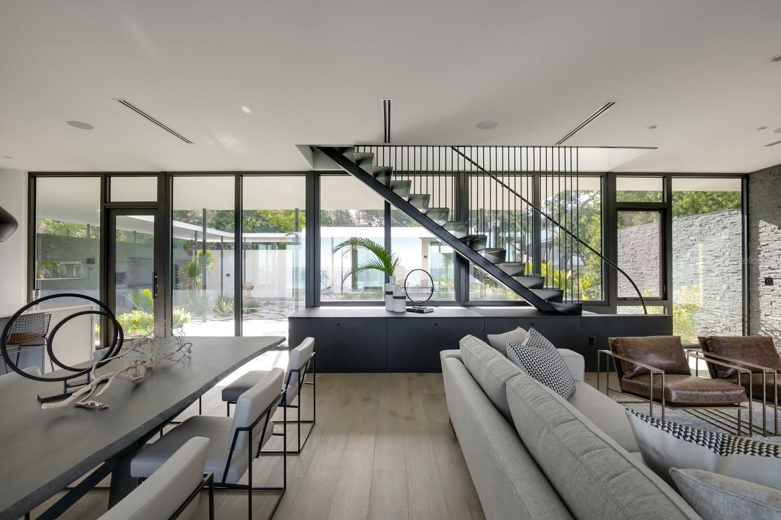 Image 32 of 74 For 1500 Bayview Drive