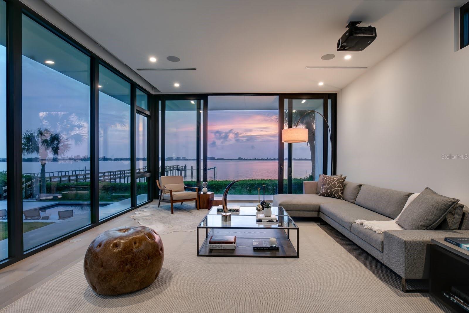 Image 42 of 74 For 1500 Bayview Drive