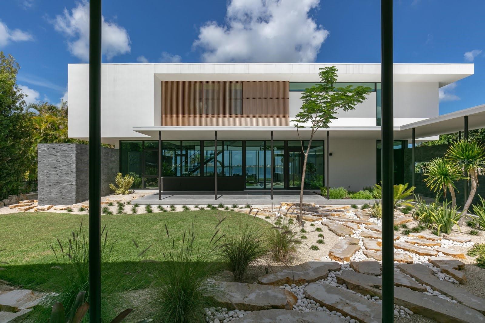 Image 57 of 74 For 1500 Bayview Drive