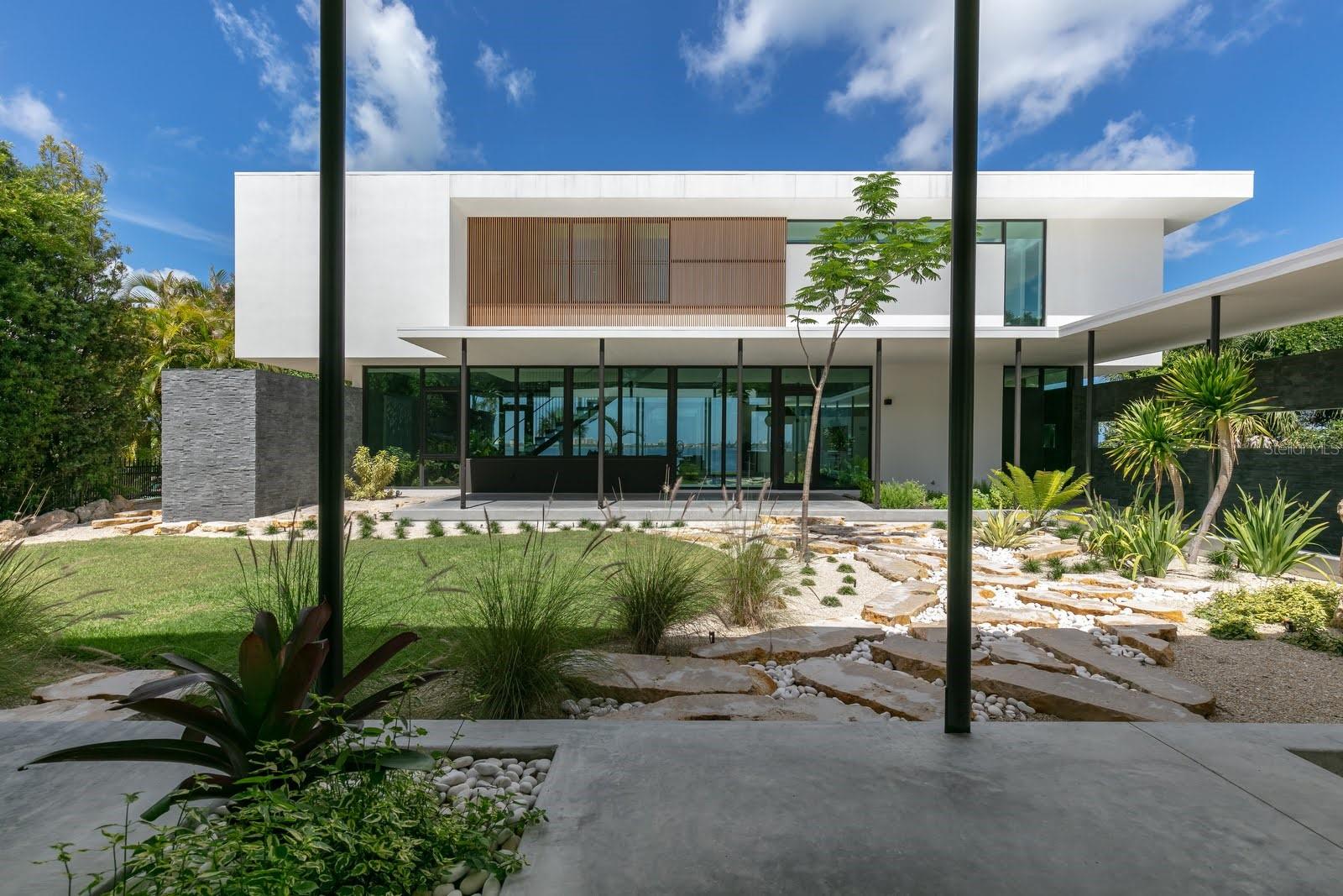 Image 59 of 74 For 1500 Bayview Drive