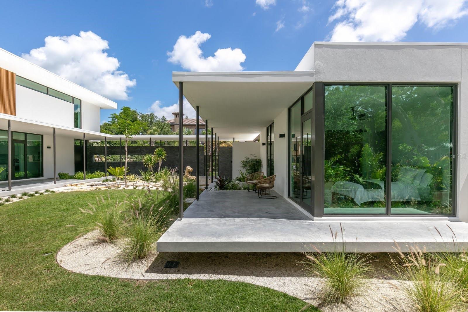 Image 62 of 74 For 1500 Bayview Drive