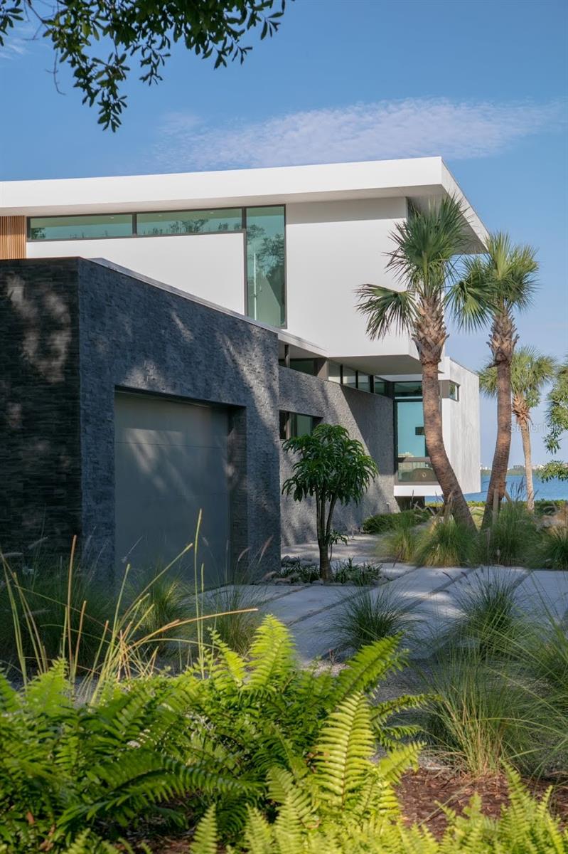 Image 64 of 74 For 1500 Bayview Drive