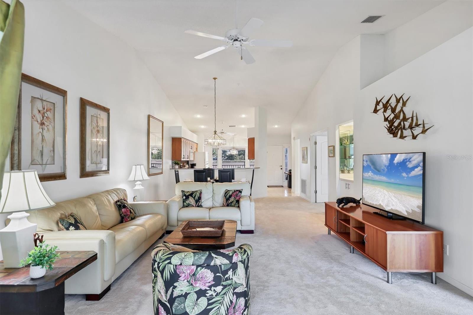 Image 11 of 71 For 9641 Castle Point Drive 1221