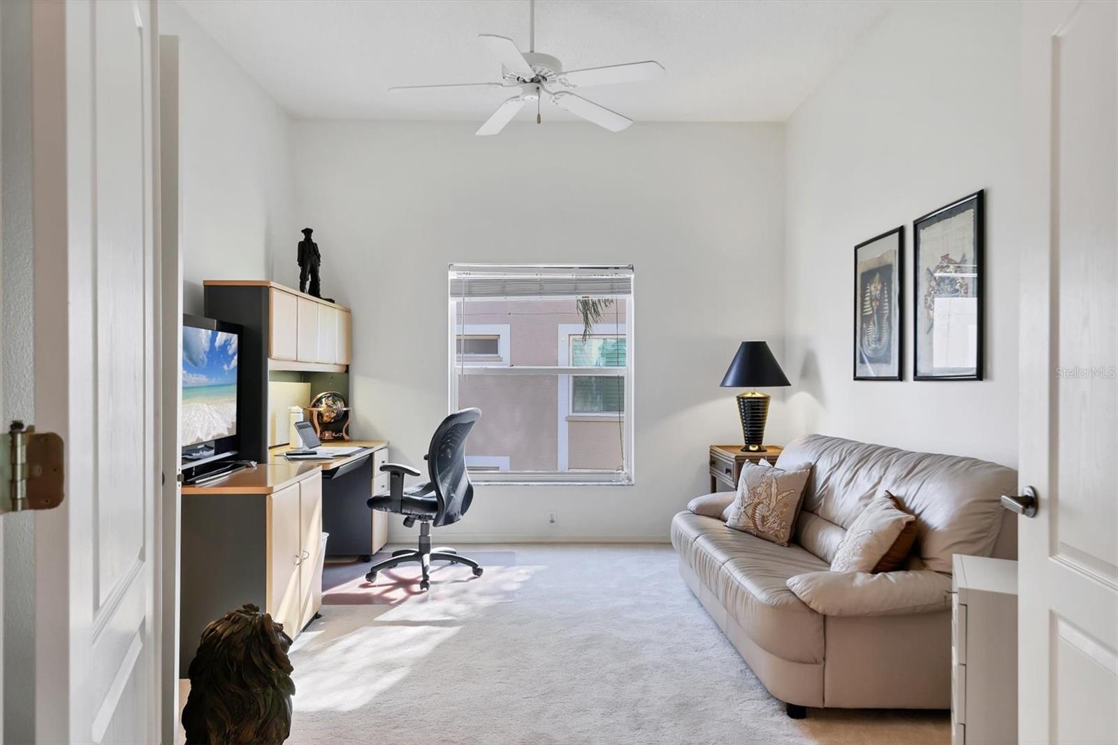 Image 18 of 71 For 9641 Castle Point Drive 1221