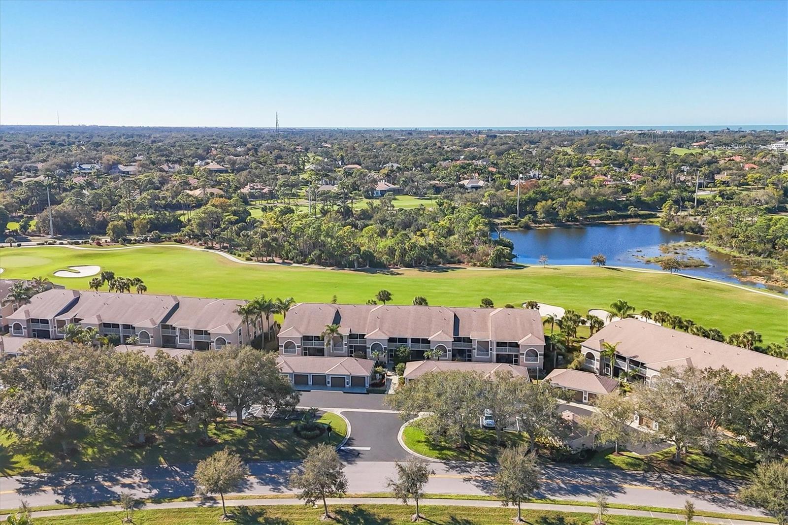 Image 27 of 71 For 9641 Castle Point Drive 1221