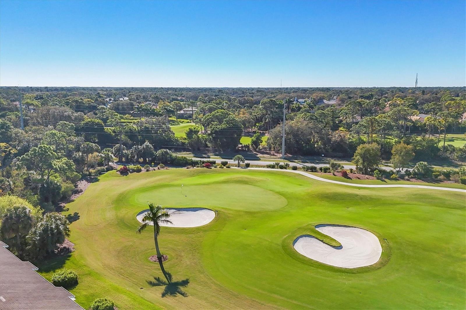 Image 31 of 71 For 9641 Castle Point Drive 1221