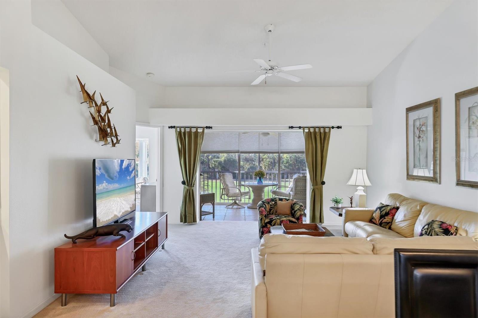 Image 7 of 71 For 9641 Castle Point Drive 1221