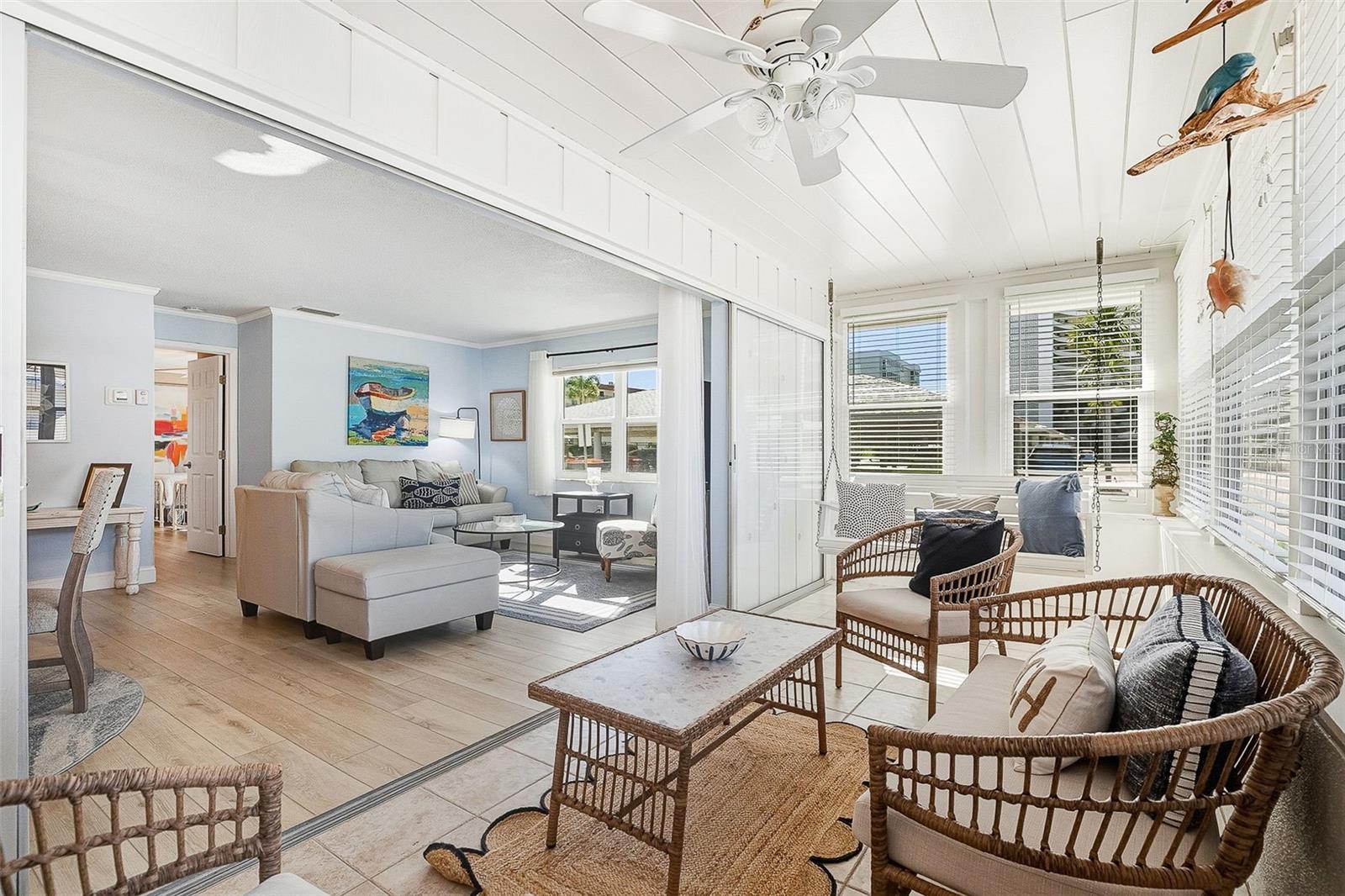 Image 12 of 30 For 6300 Midnight Pass Road 21