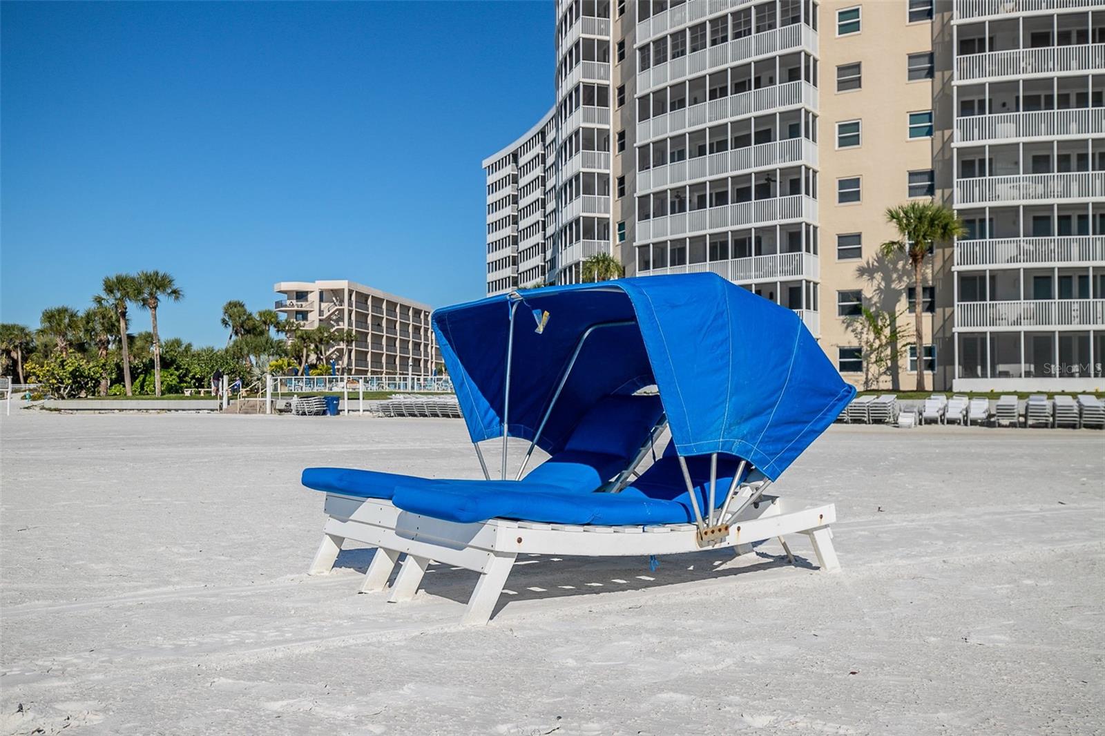 Image 29 of 30 For 6300 Midnight Pass Road 21