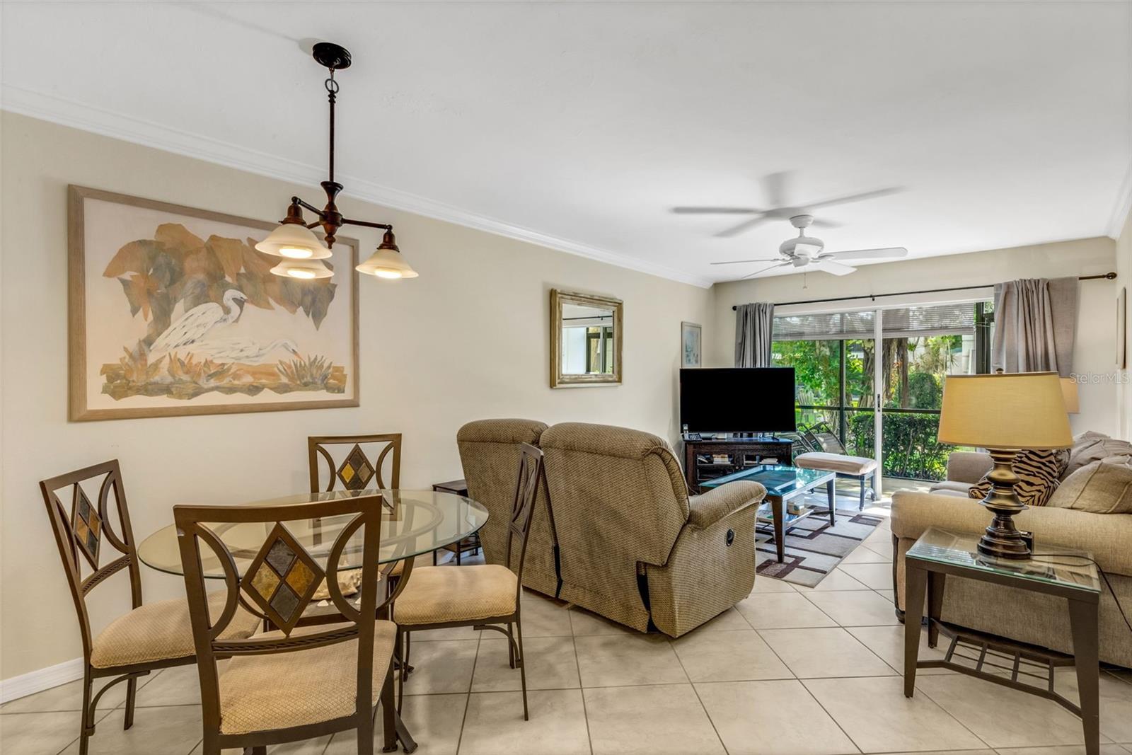 Image 4 of 42 For 5661 Midnight Pass Road 401