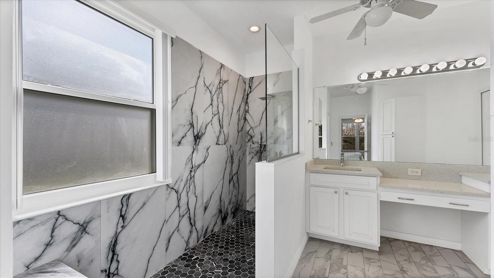 Image 24 of 51 For 5107 55th Street Circle W