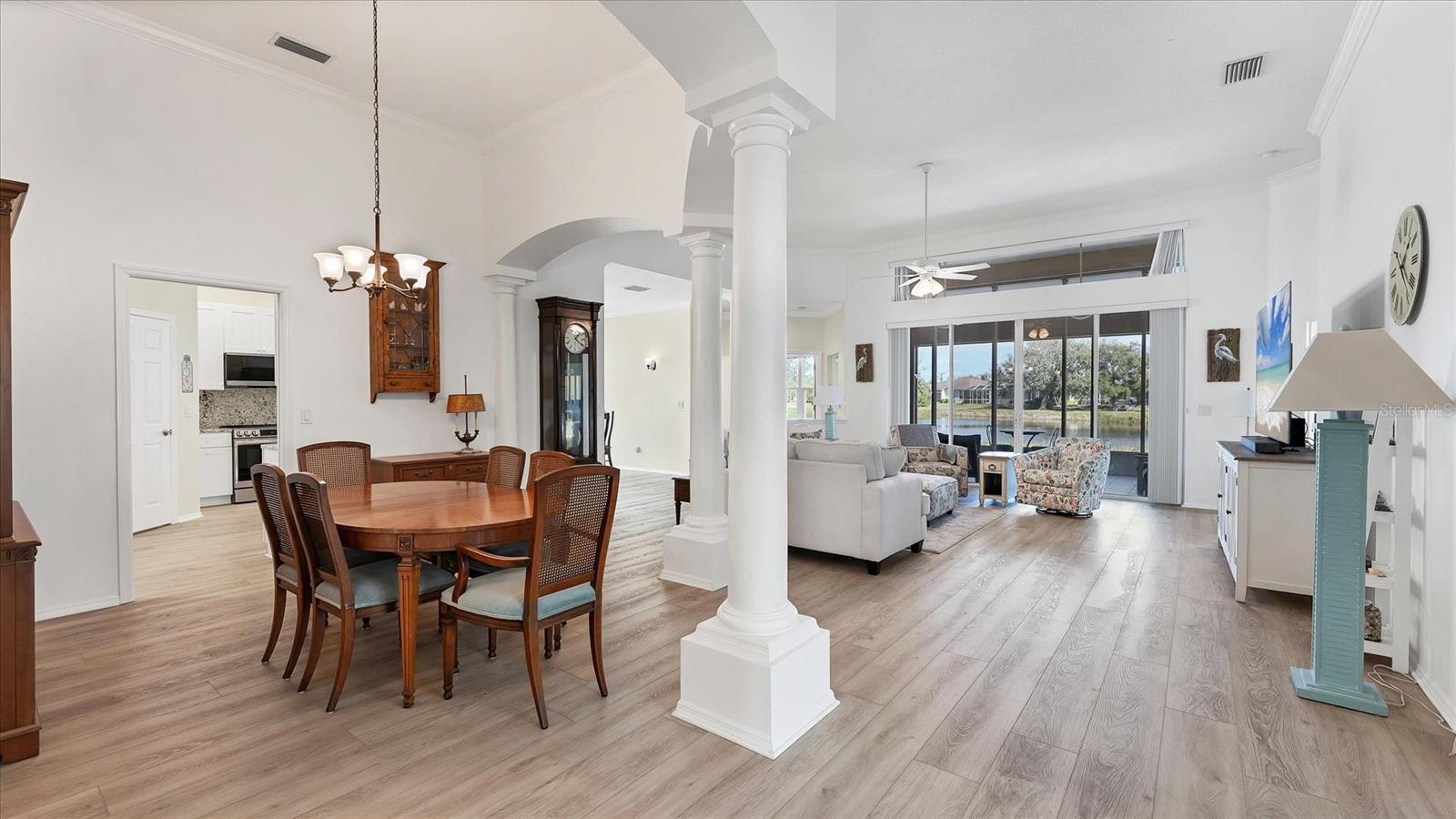 Image 8 of 51 For 5107 55th Street Circle W