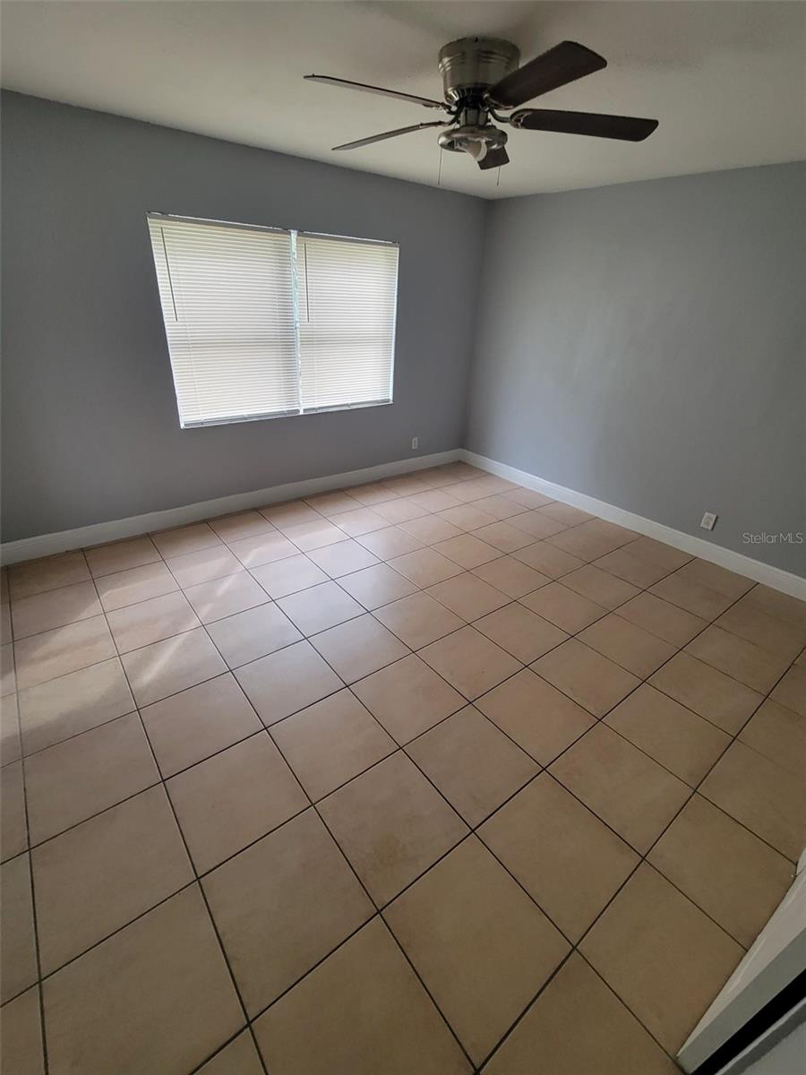 Image 6 of 11 For 922 Martin Luther King Boulevard Ne