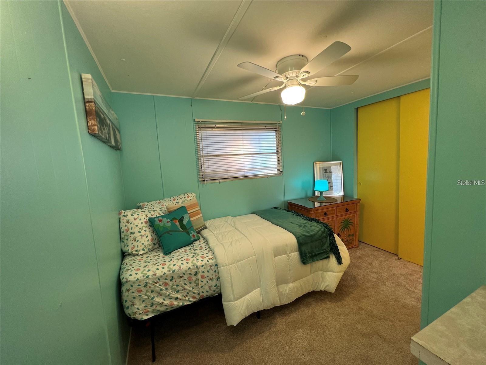 Image 19 of 36 For 4221 11th Street E