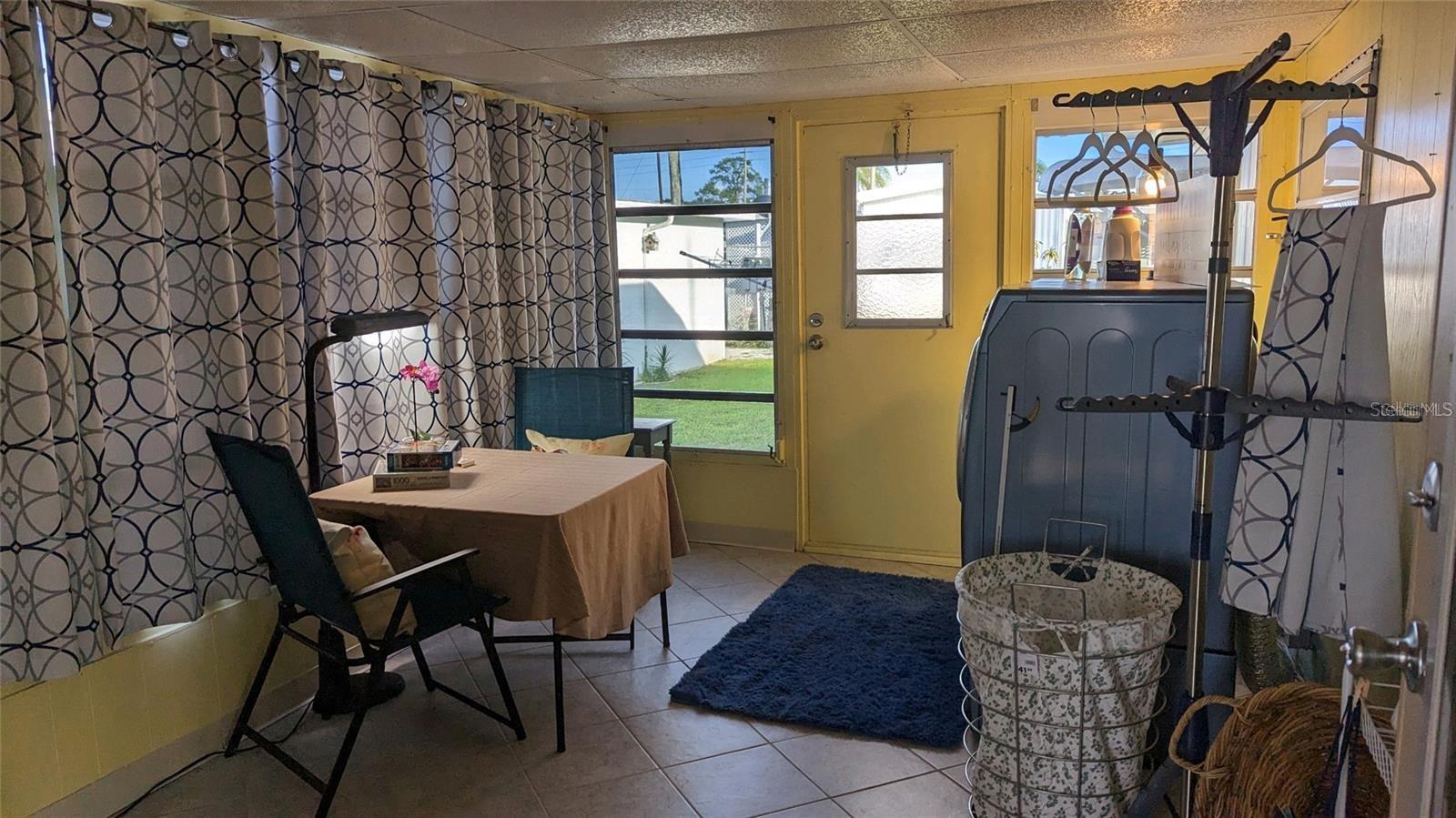 Image 22 of 36 For 4221 11th Street E