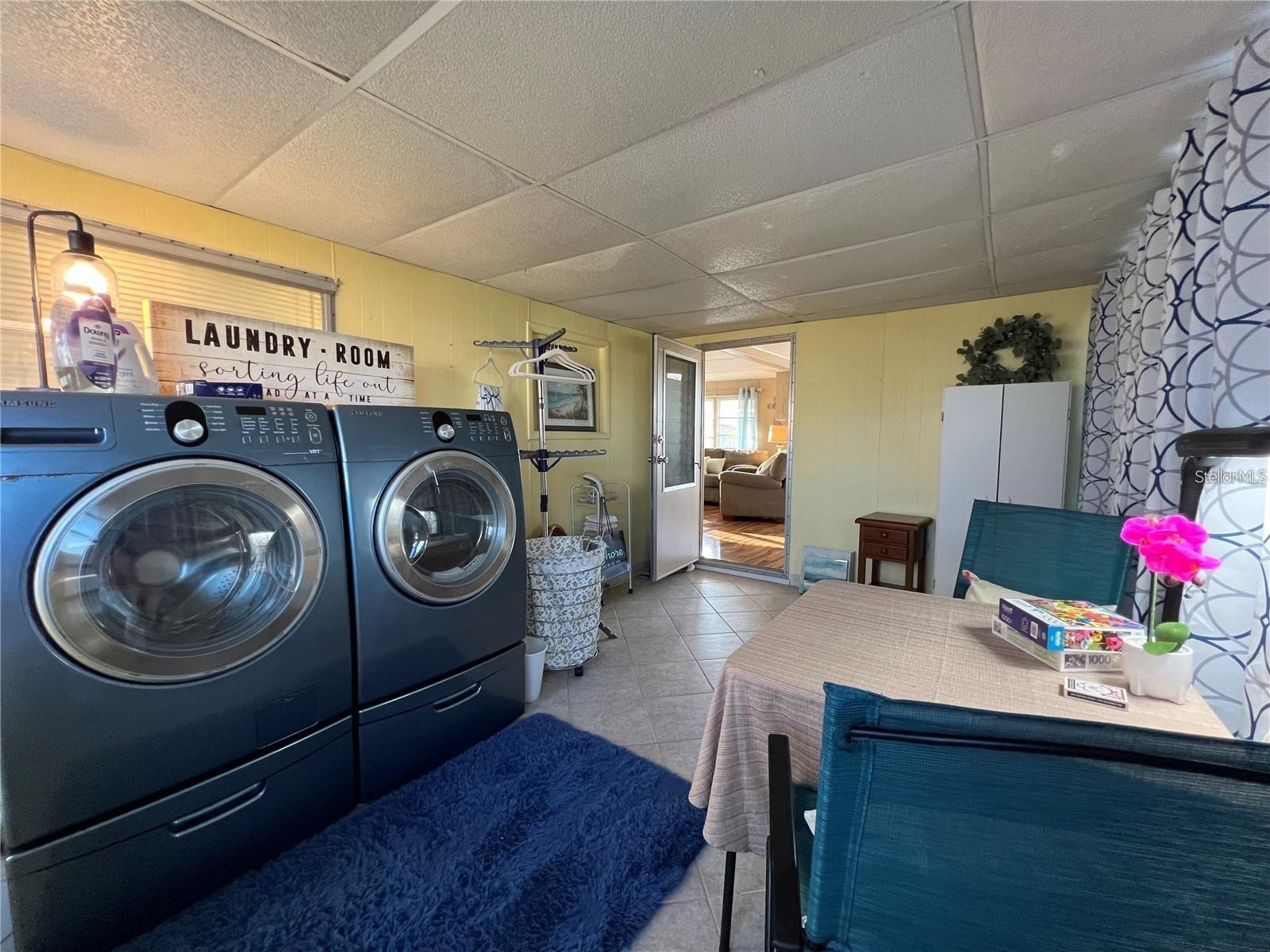 Image 23 of 36 For 4221 11th Street E