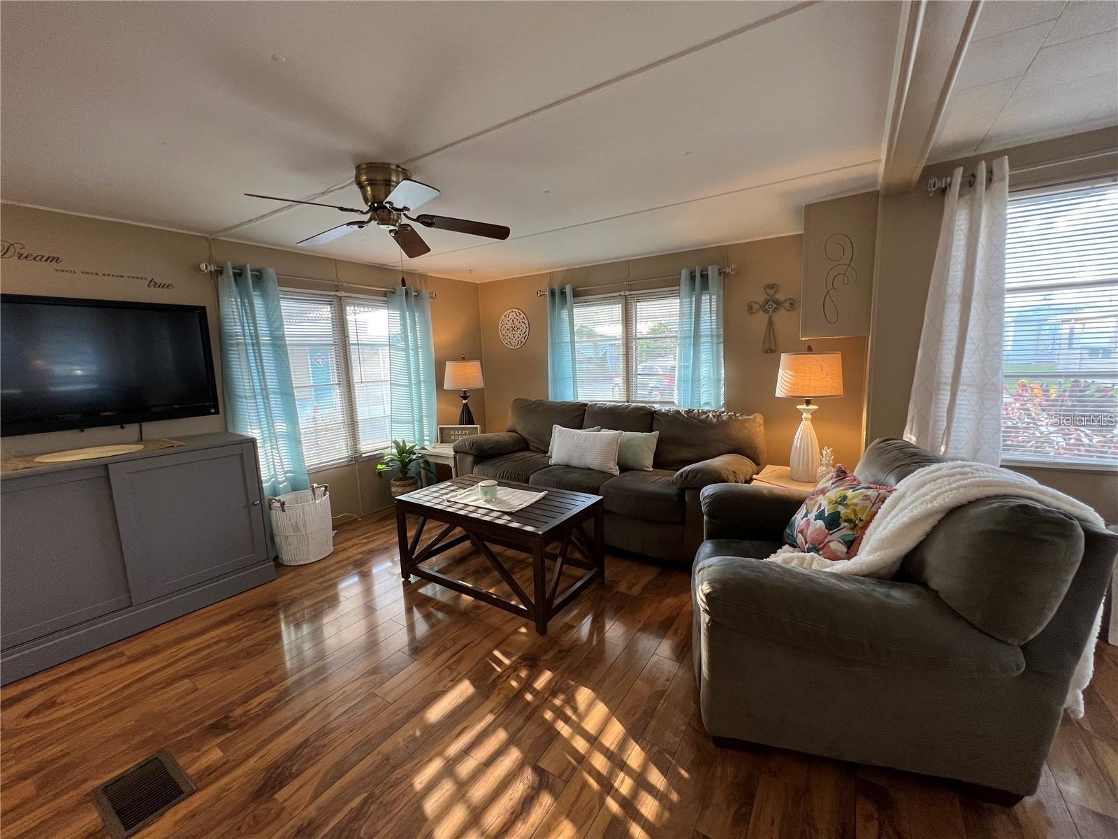 Image 3 of 36 For 4221 11th Street E