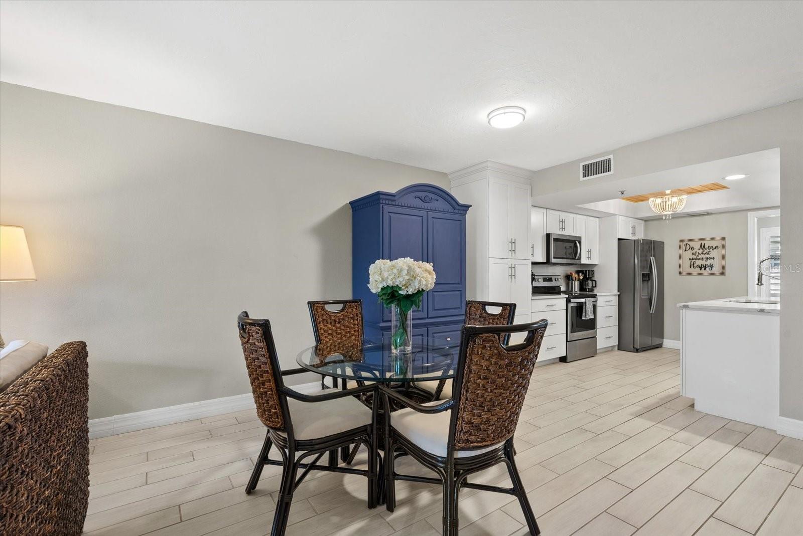 Image 8 of 52 For 1313 Siesta Bayside Drive 1313d