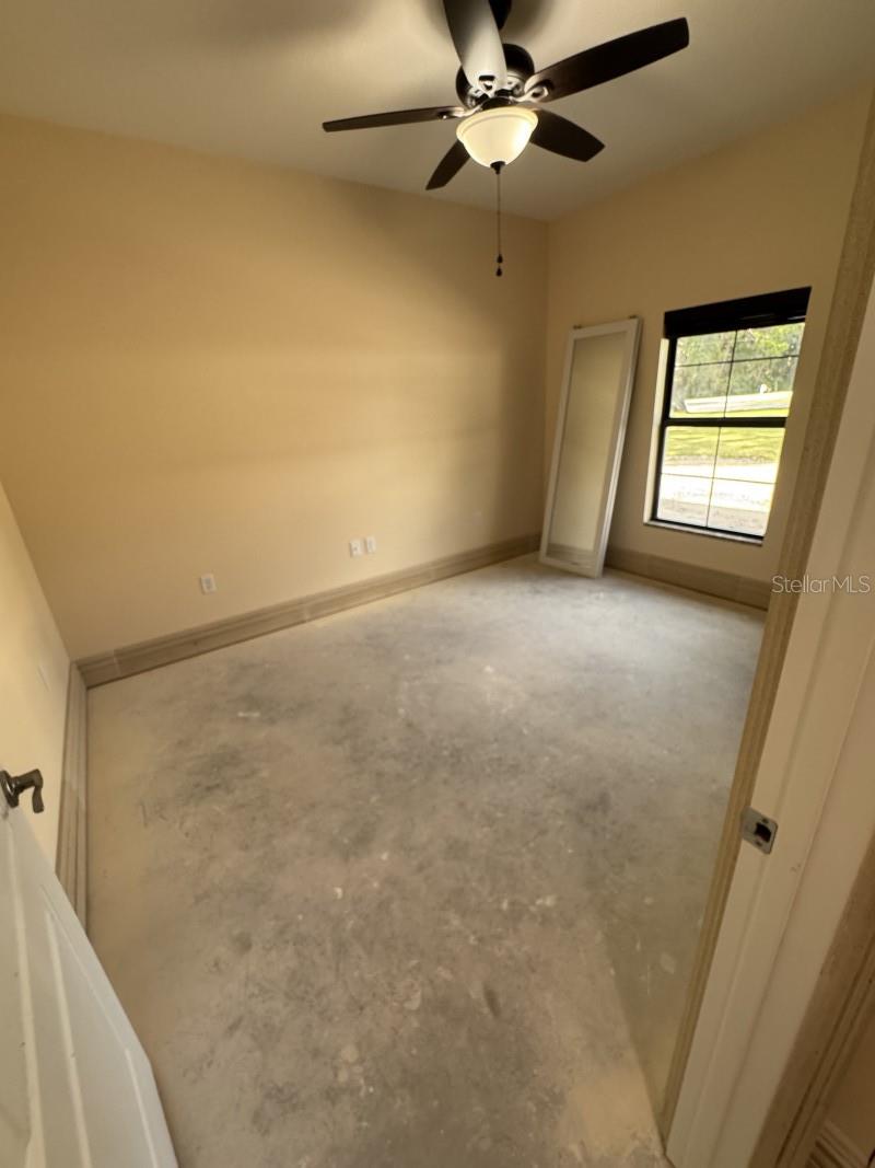 Image 13 of 31 For 1911 7th Avenue