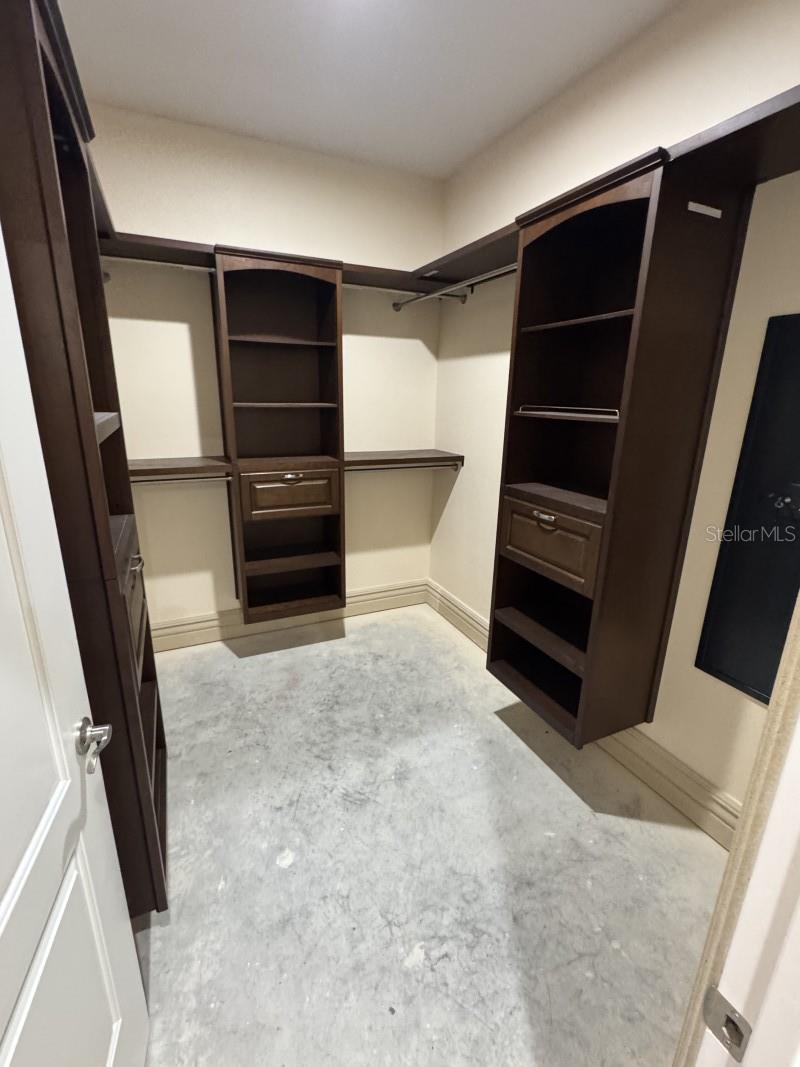 Image 27 of 31 For 1911 7th Avenue