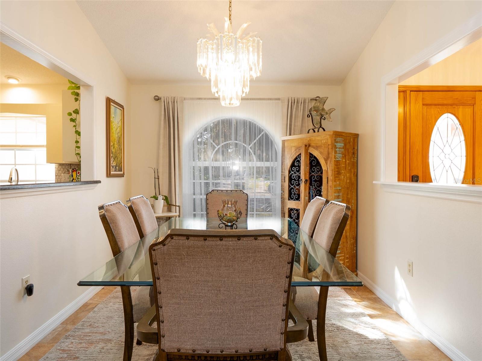 Image 10 of 68 For 2144 Black Oak Court