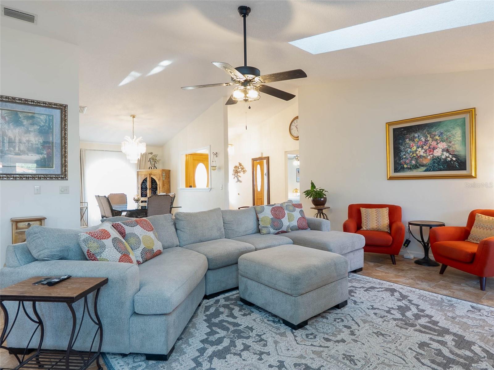 Image 15 of 68 For 2144 Black Oak Court