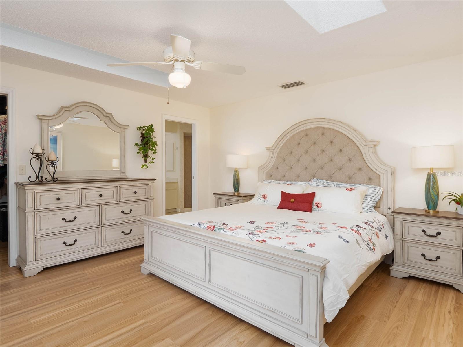 Image 25 of 68 For 2144 Black Oak Court