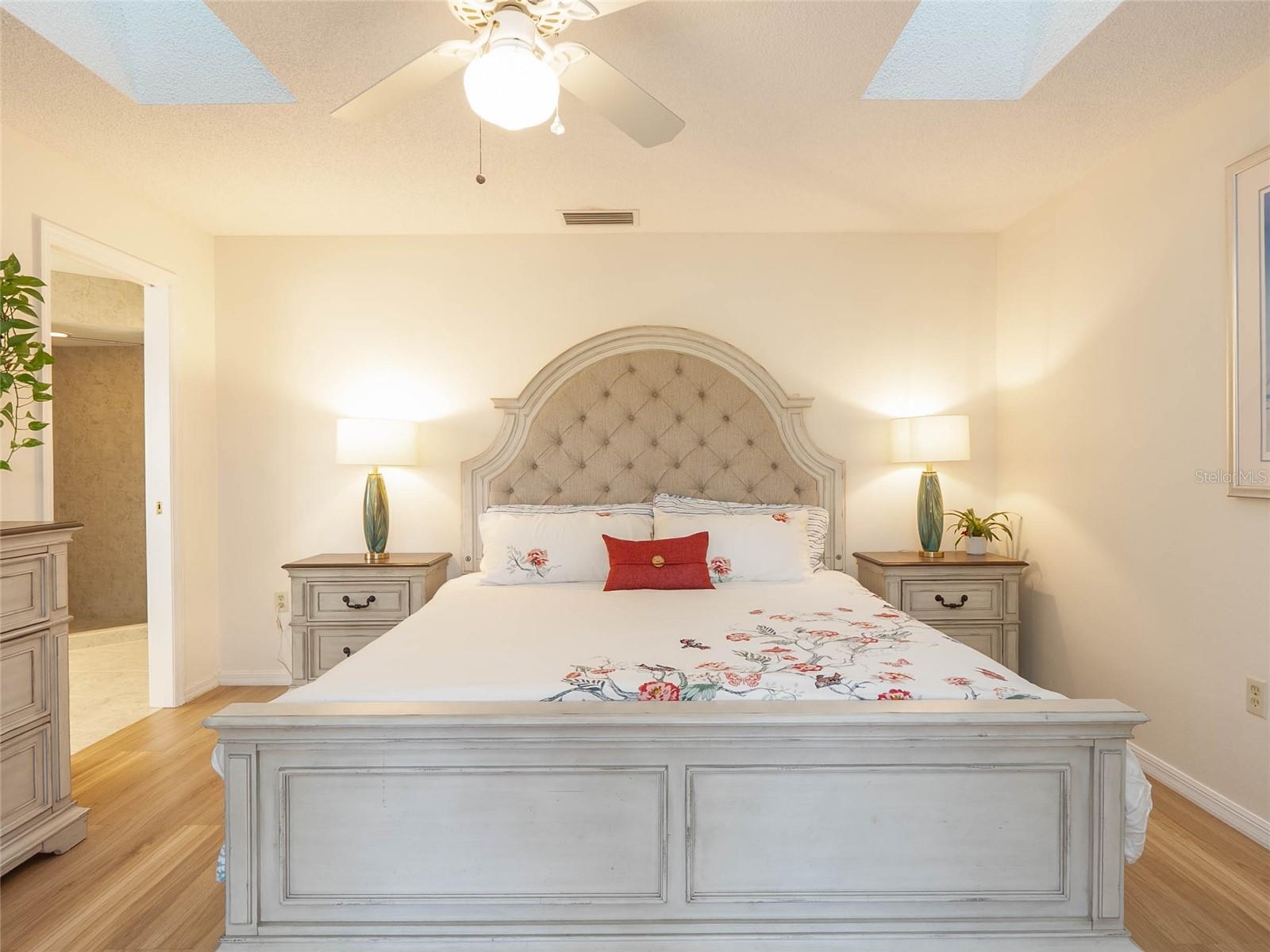 Image 26 of 68 For 2144 Black Oak Court