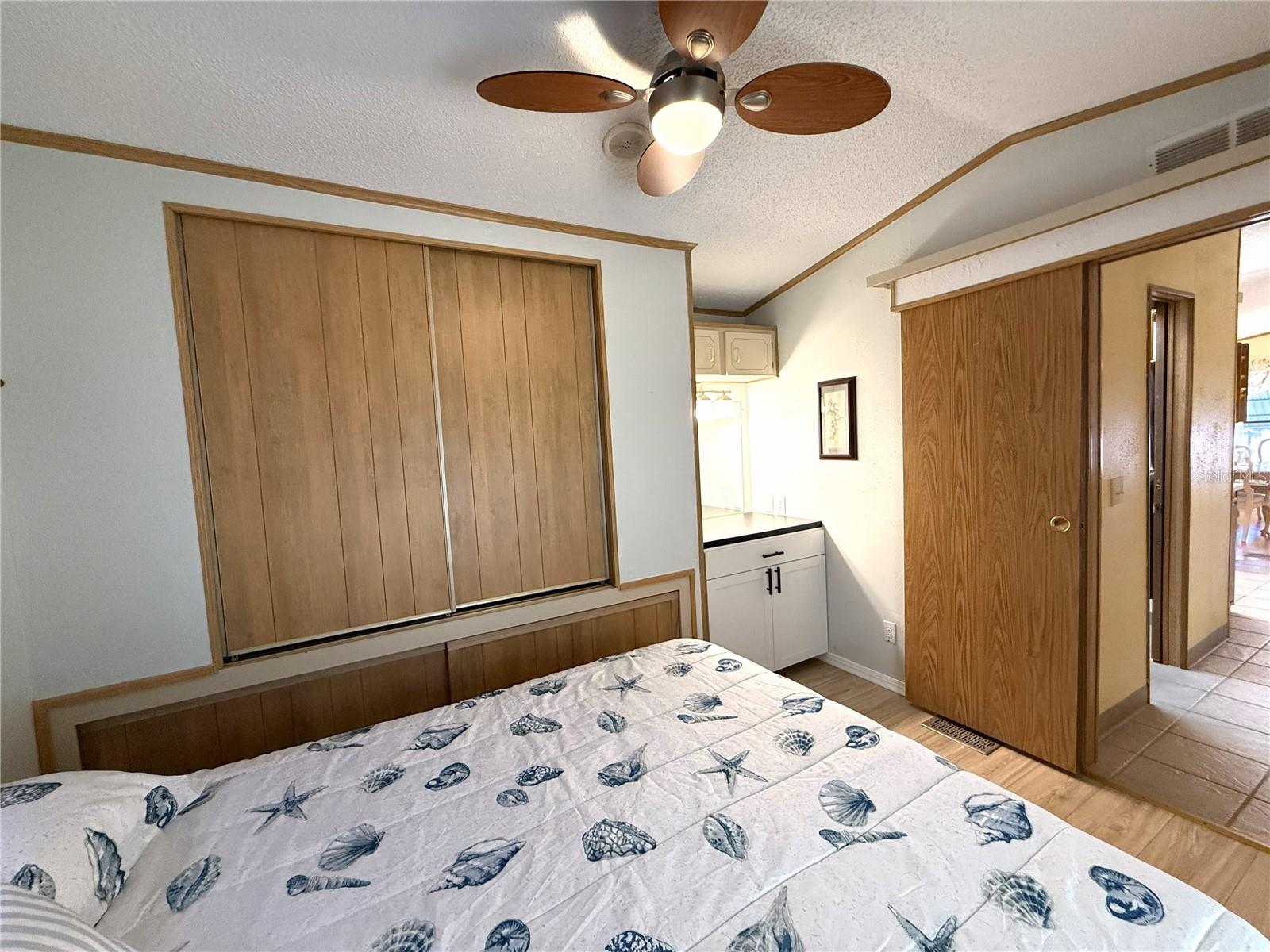 Image 18 of 34 For 3333 26th Avenue E 1006