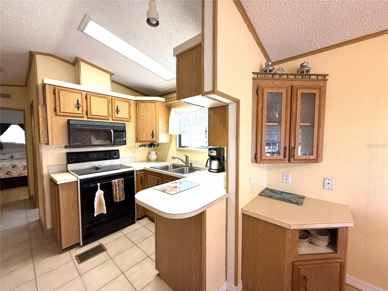 Image 9 of 34 For 3333 26th Avenue E 1006