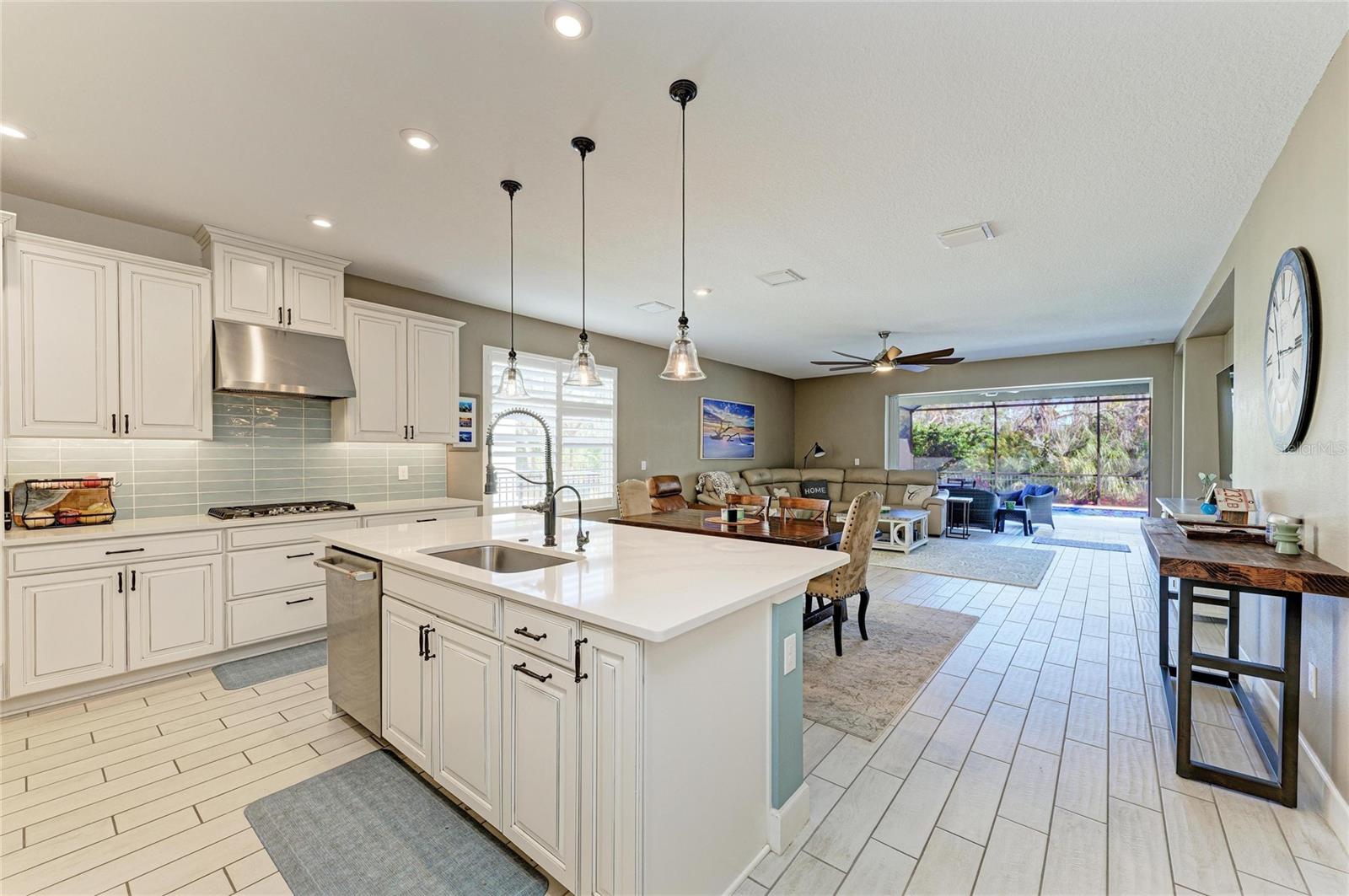 Image 5 of 74 For 6029 Maidenstone Way