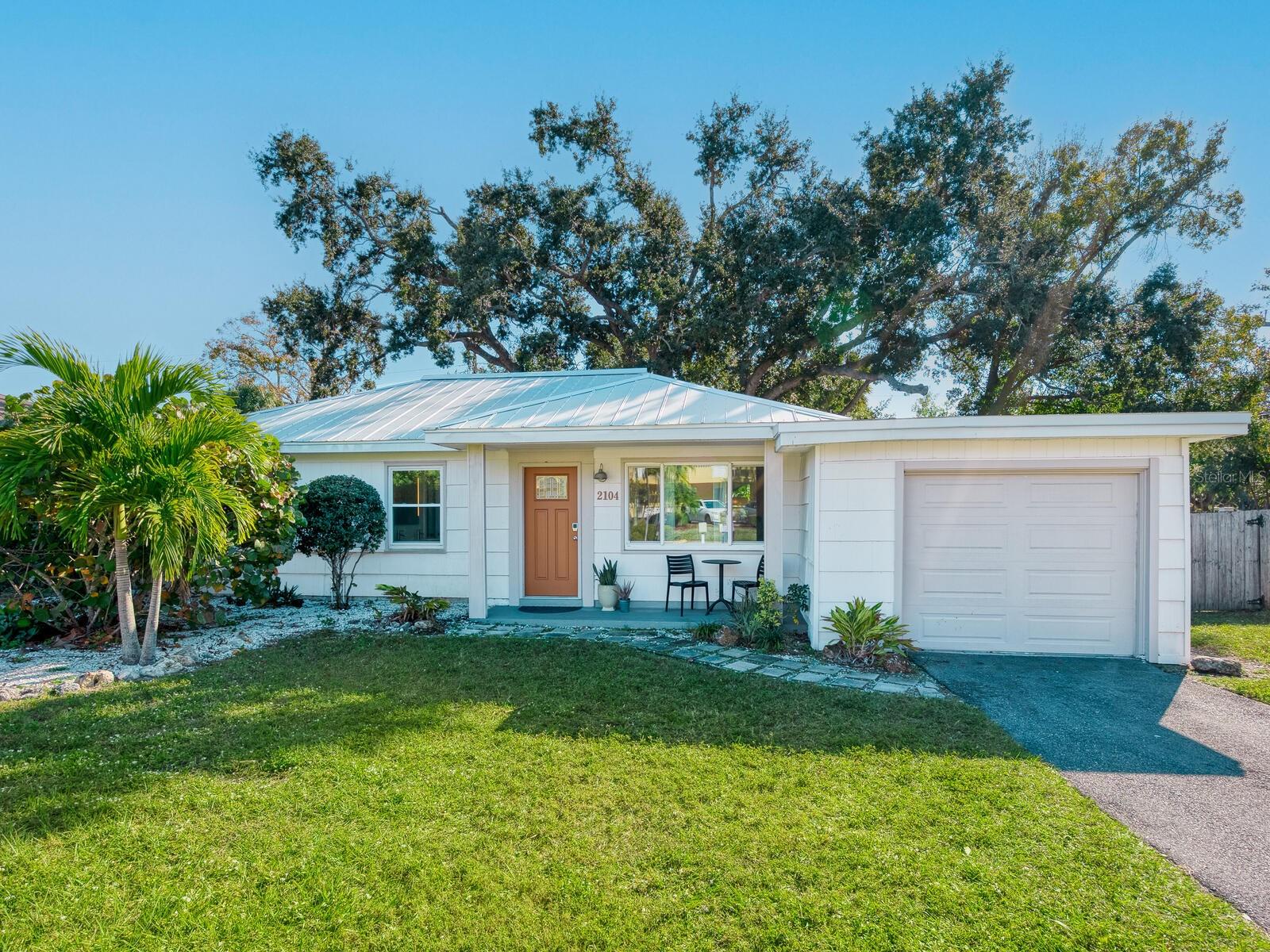 Details for 2104 Wood Street, SARASOTA, FL 34237