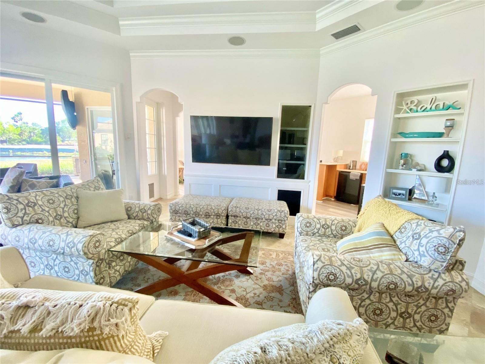 Image 14 of 66 For 7218 Heritage Grand Place