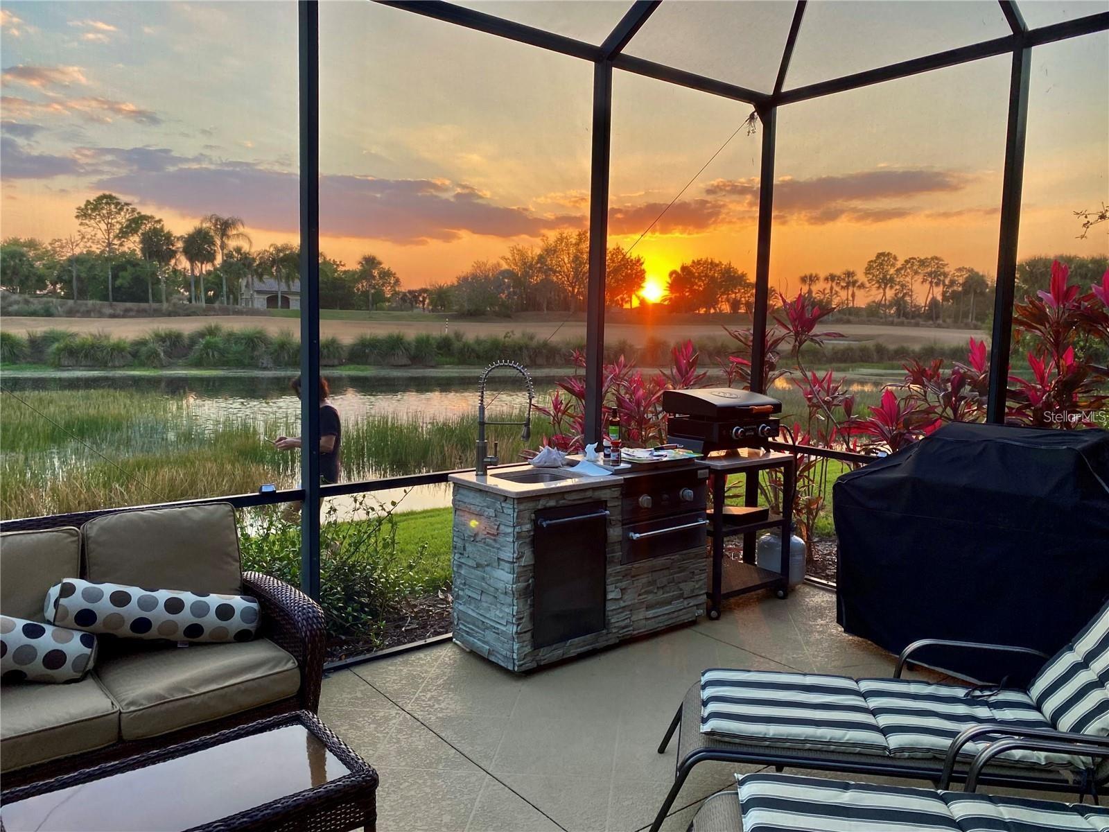 Image 2 of 66 For 7218 Heritage Grand Place