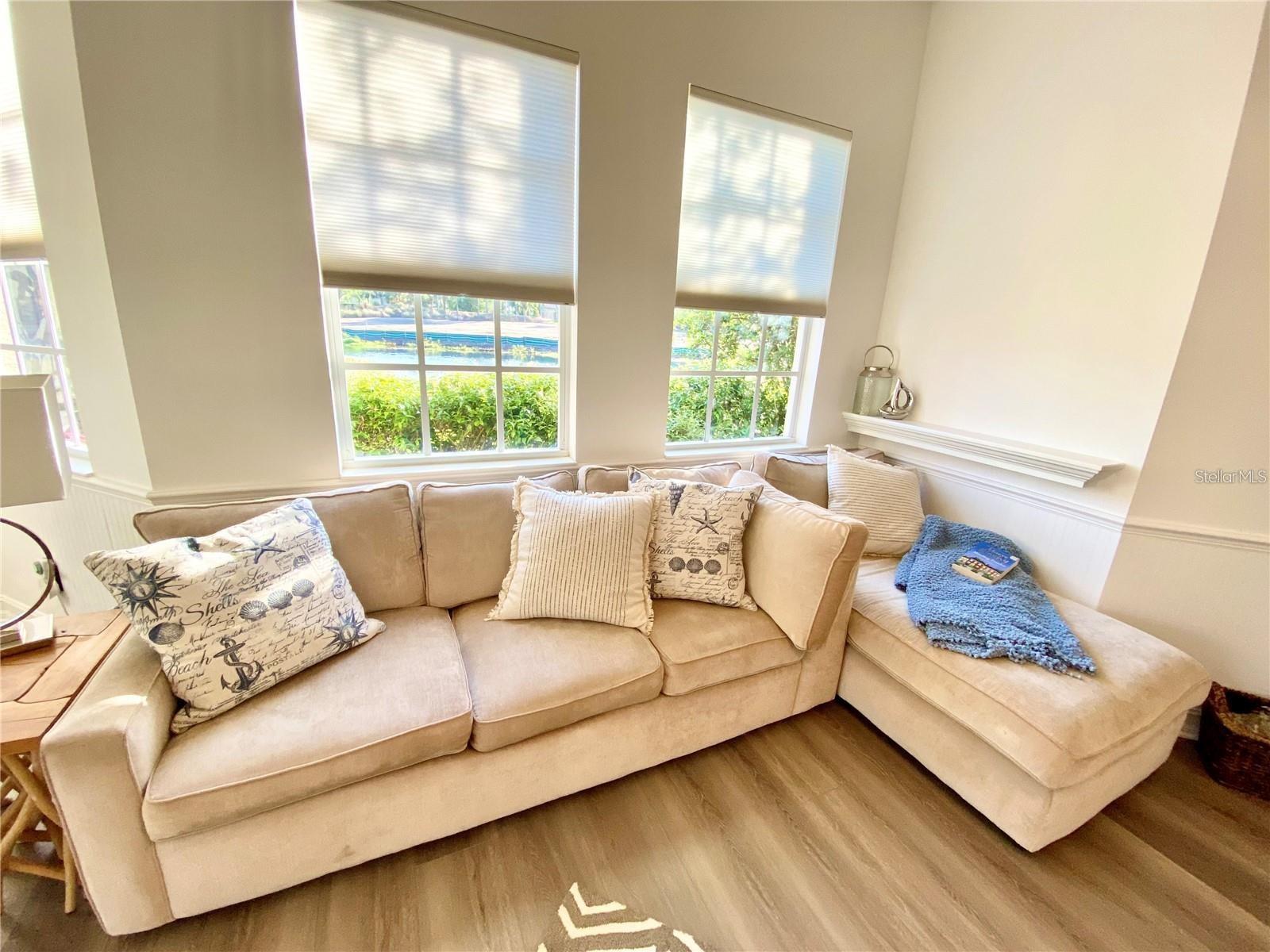 Image 25 of 66 For 7218 Heritage Grand Place