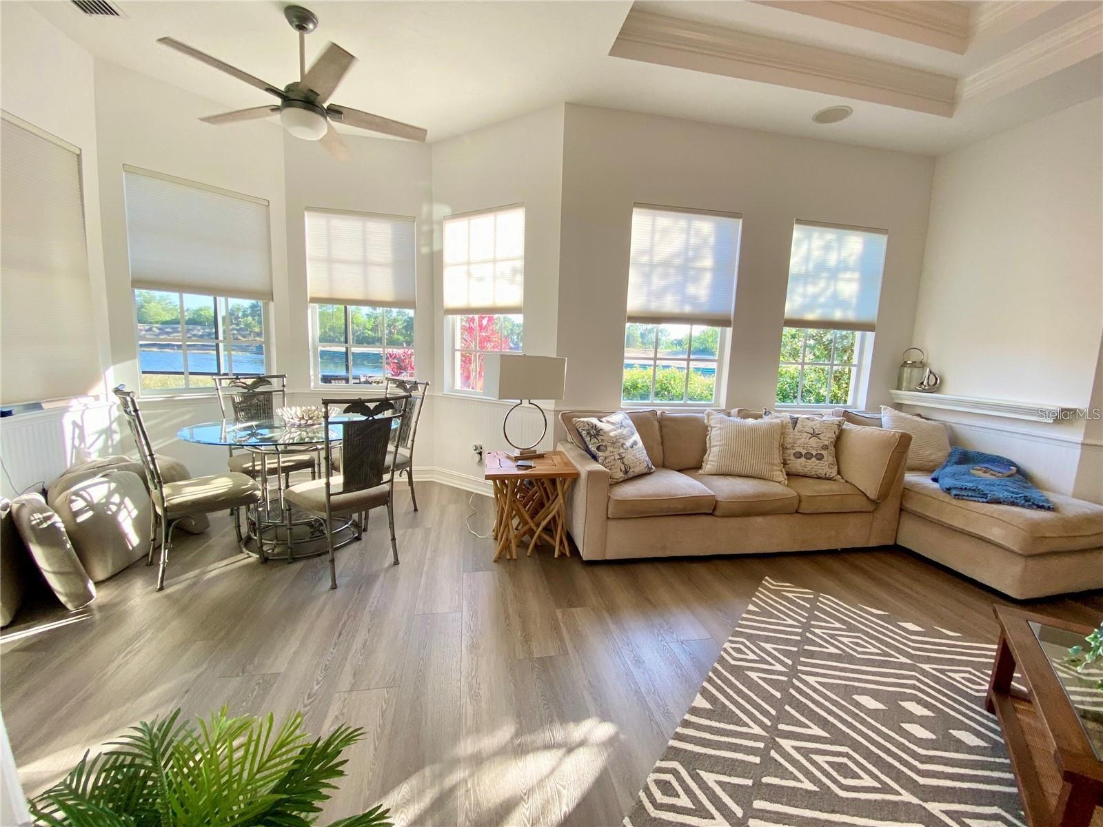 Image 27 of 66 For 7218 Heritage Grand Place