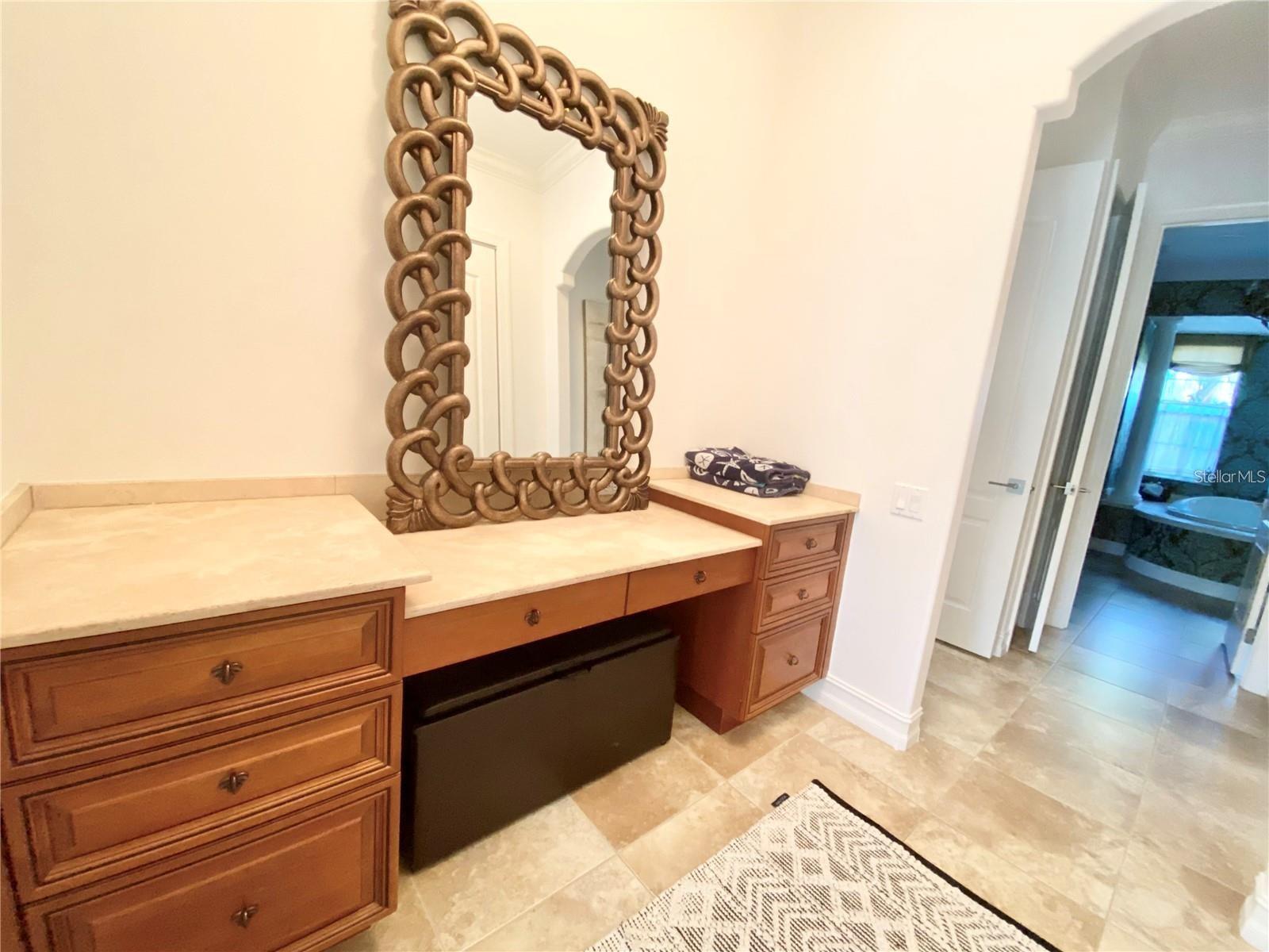 Image 39 of 66 For 7218 Heritage Grand Place