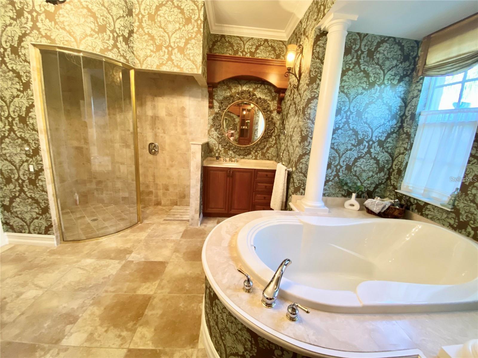 Image 42 of 66 For 7218 Heritage Grand Place