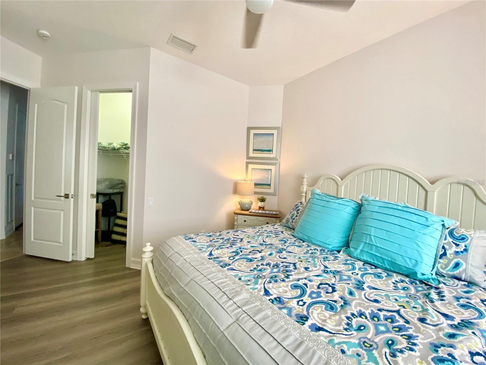 Image 47 of 66 For 7218 Heritage Grand Place