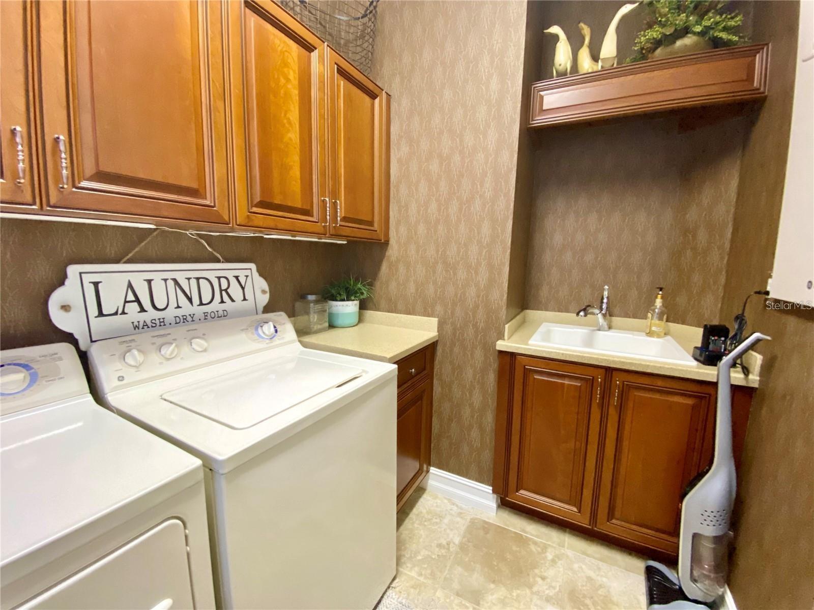 Image 53 of 66 For 7218 Heritage Grand Place