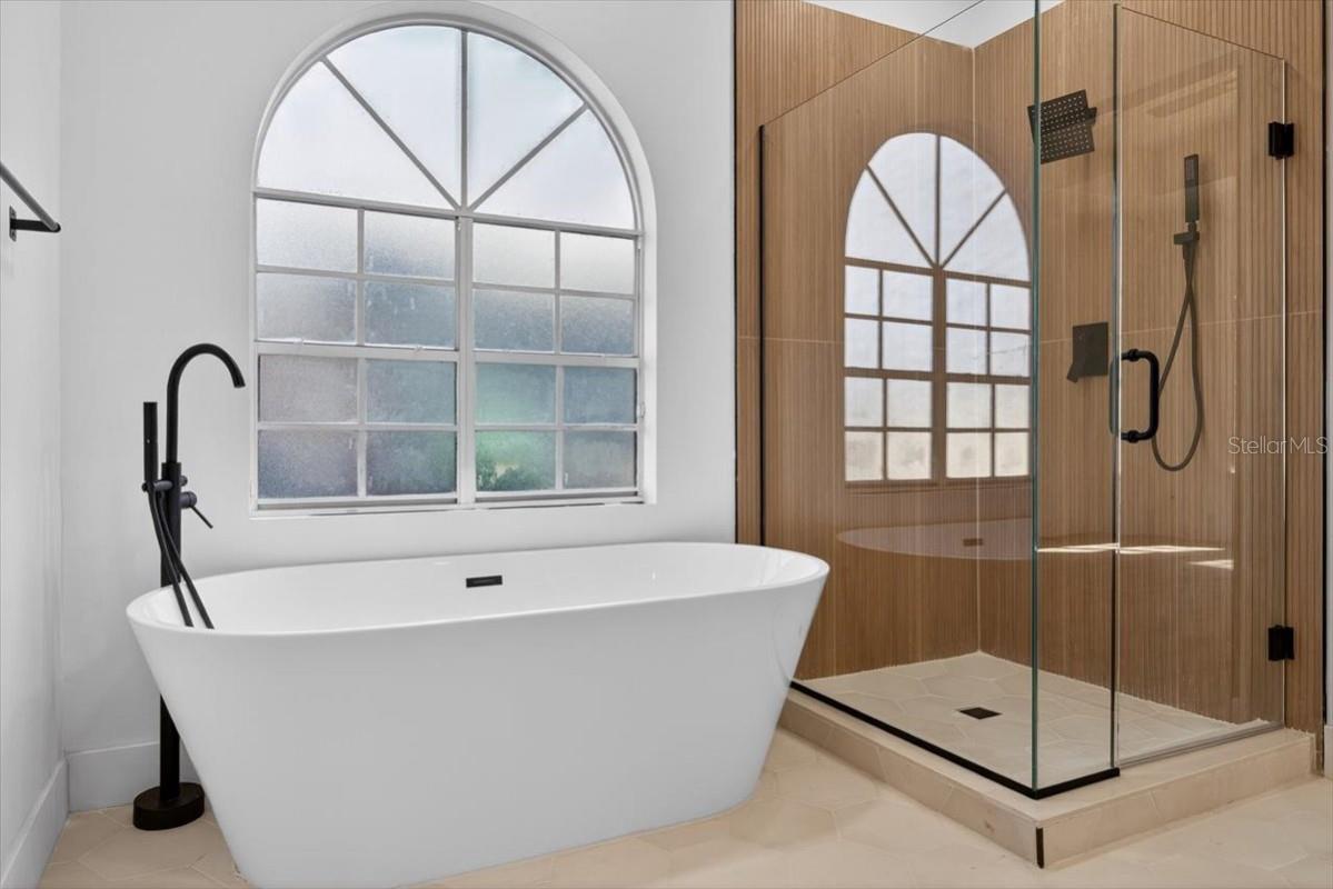 Image 9 of 25 For 8618 Valley Ridge Court